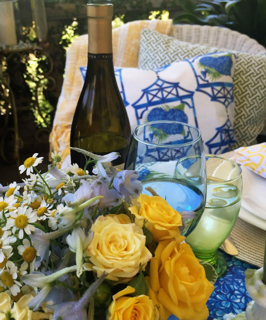 10 Tips For Stylish Outdoor Entertaining - by Mari Robeson for Tolosa Press--12-4